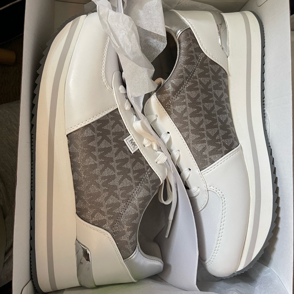 NEW Michael Kors Platform Sneakers
